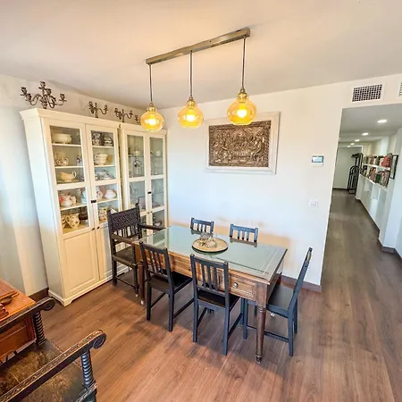 Daire Views To El Pilar- Turistea