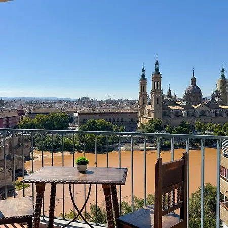Views To El Pilar- Turistea Daire Zaragoza