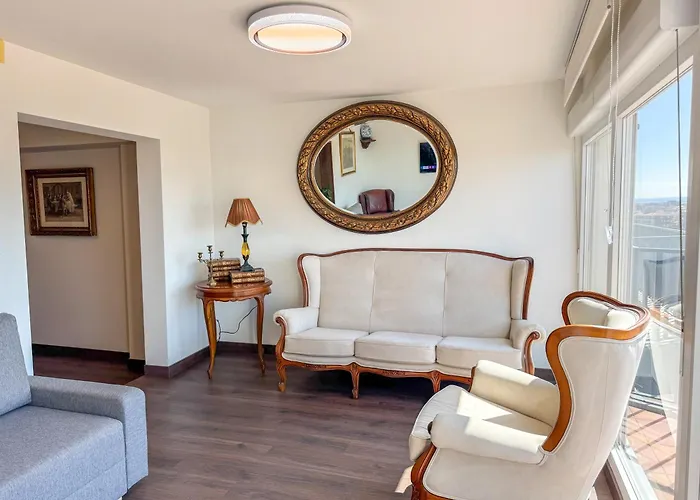 Views To El Pilar- Turistea *